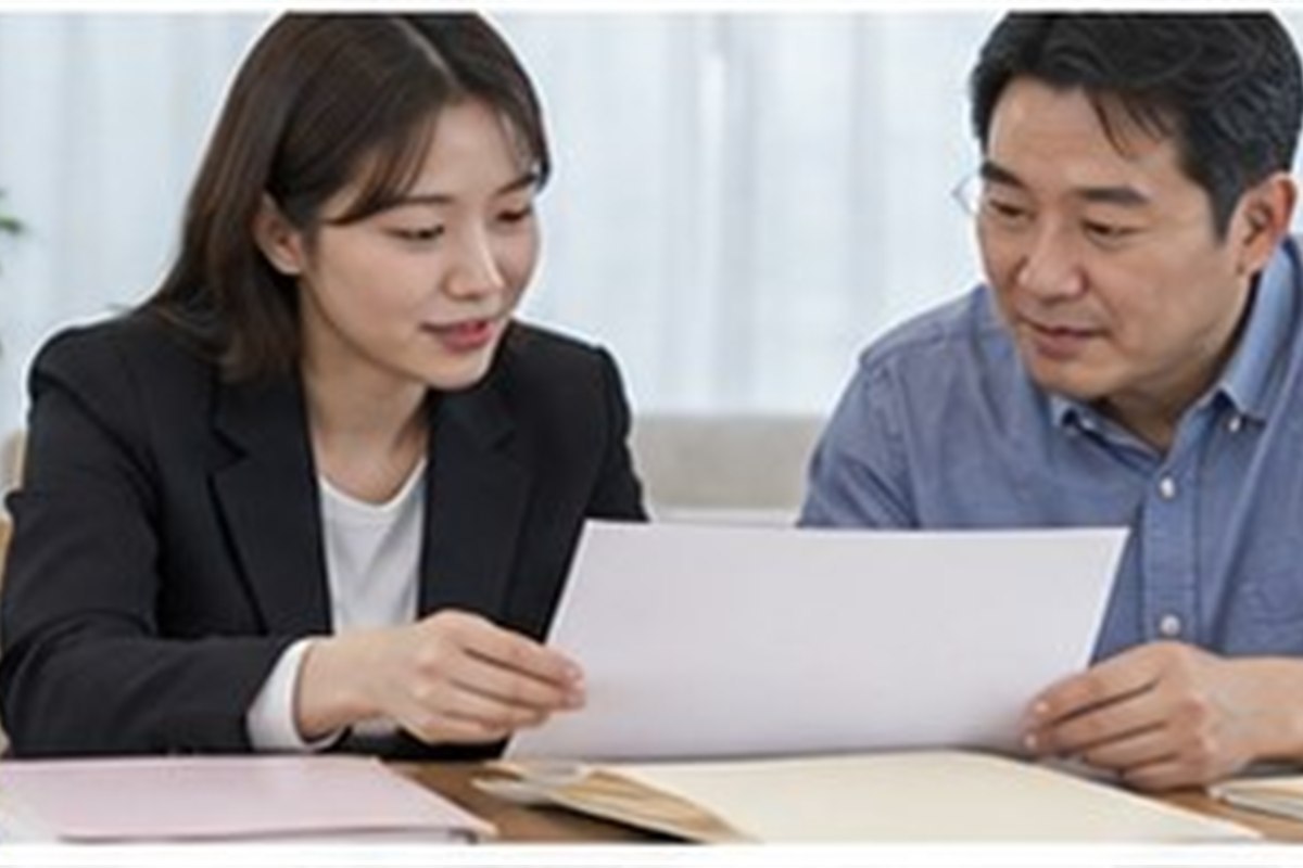 상속세 세무사 비용 결정 전 준비 항목을 점검하는 장면
