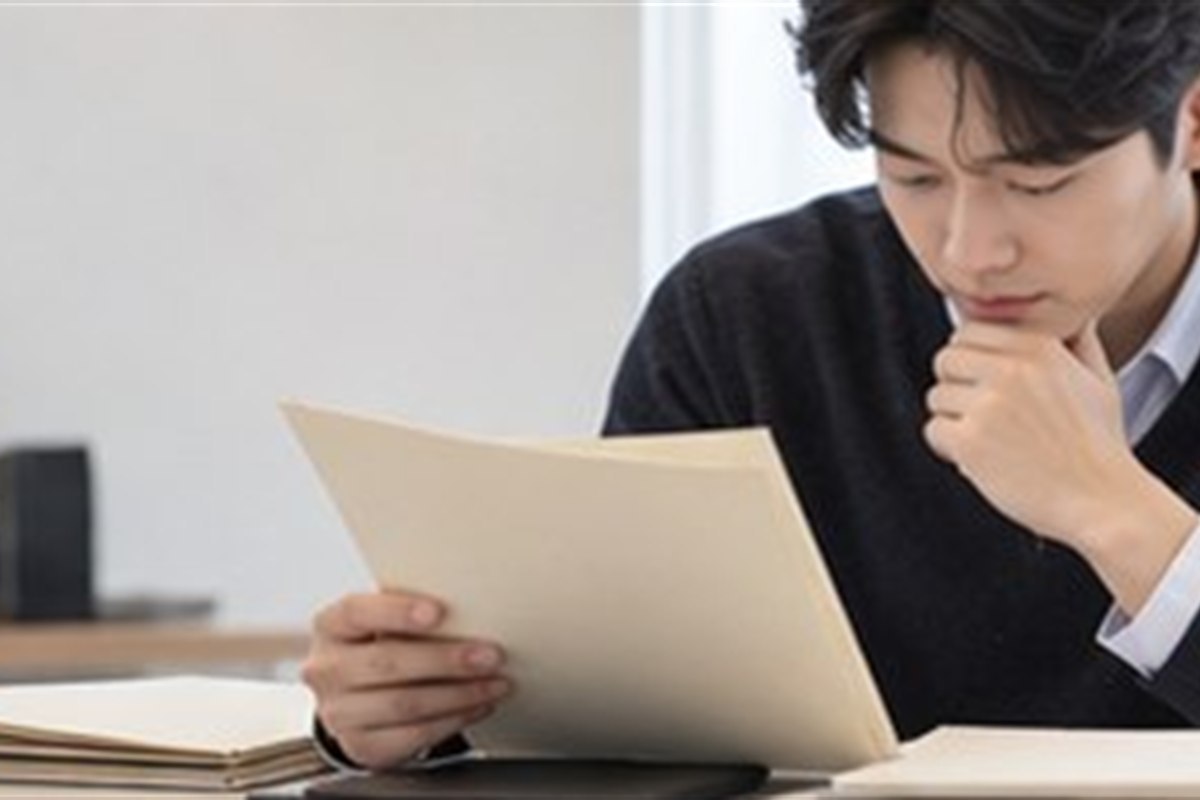 지급명령 비용 결정 전 준비 항목을 점검하는 장면