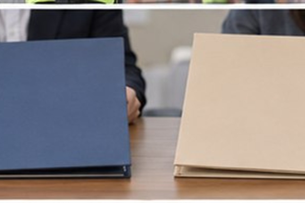화재보험 누수 보상 비용 구성과 절차를 비교하는 장면